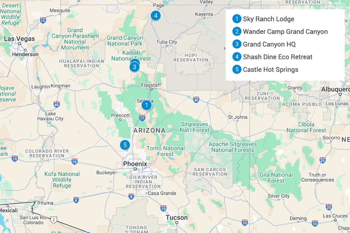 Map of Arizona with blue pins showing the eco-lodges listed in this article.