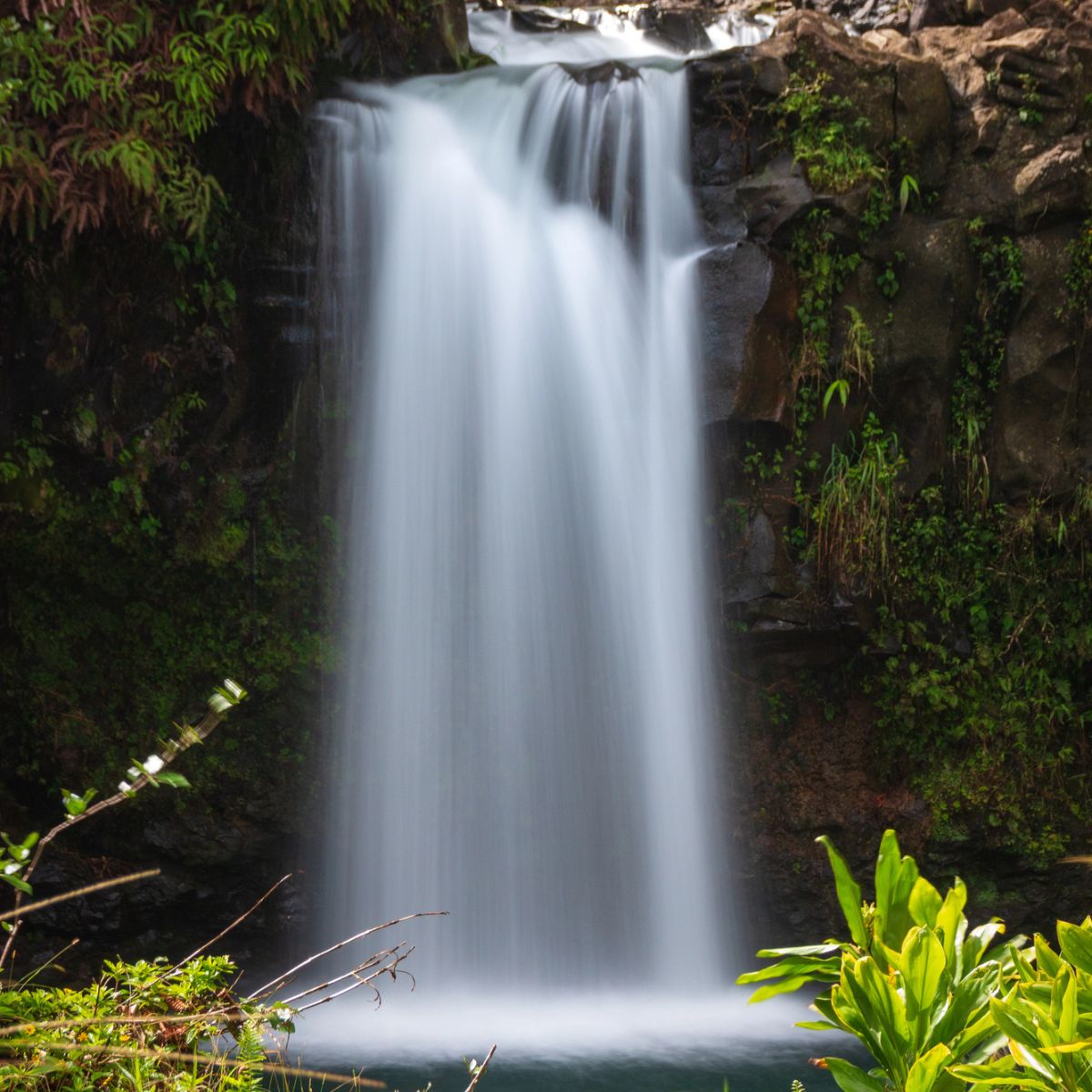Hawaii, Maui, Puaa Kaa Falls