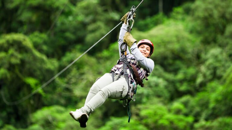 Zipline Red helmet grey clothes women