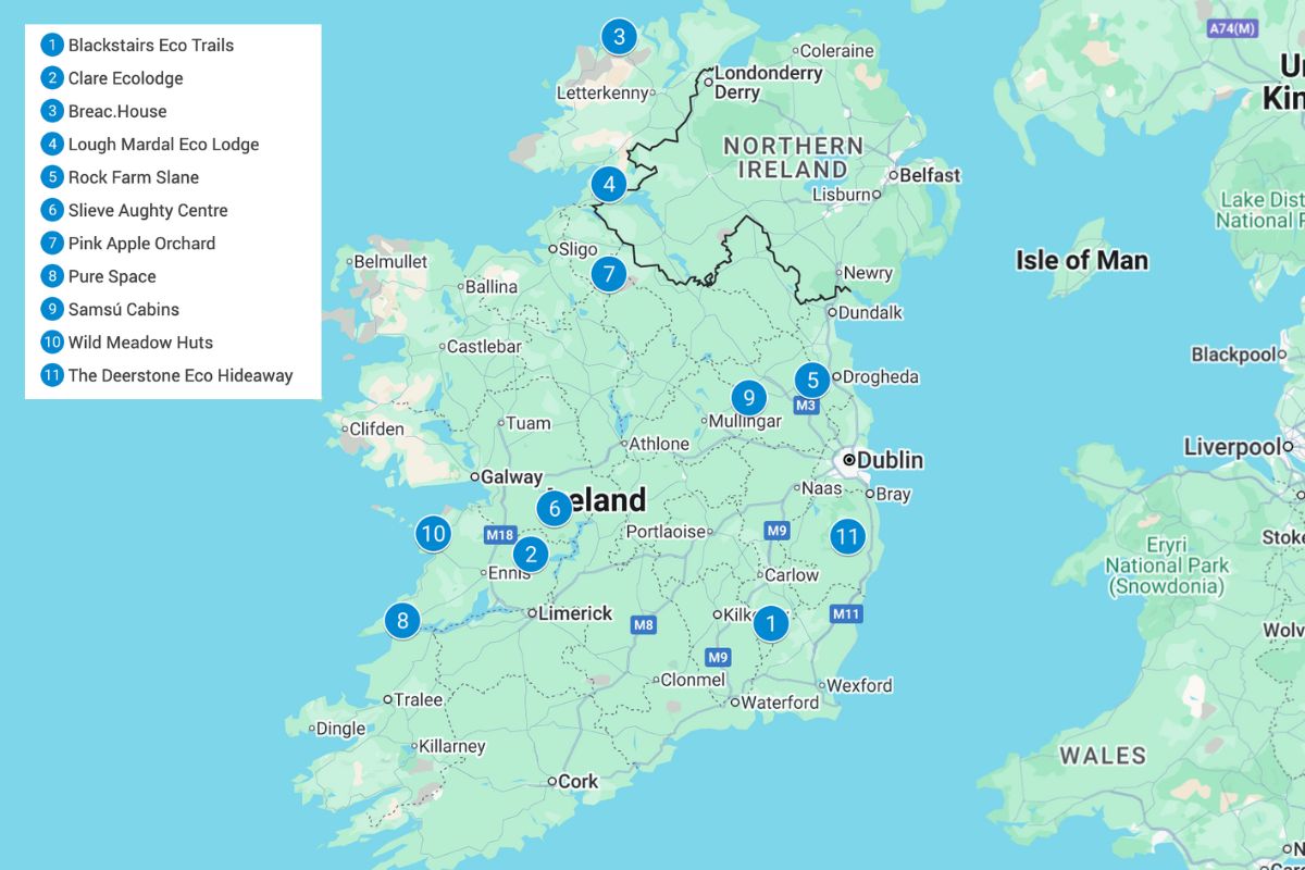 Map of Ireland with blue pins showing the eco-lodges listed in this article.