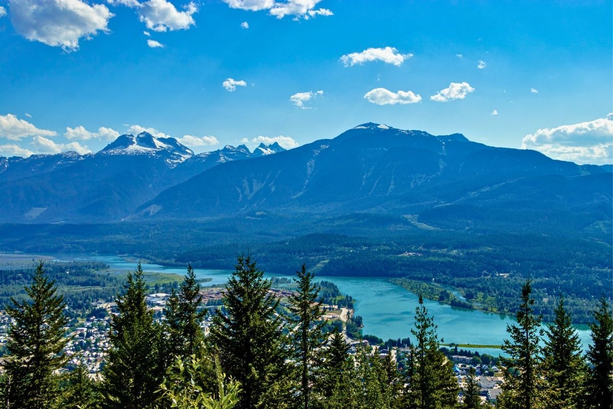 Mount Revelstoke & Glacier National Park